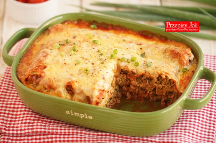 CANNELLONI Z MIĘSEM MIELONYM I PIECZARKAMI